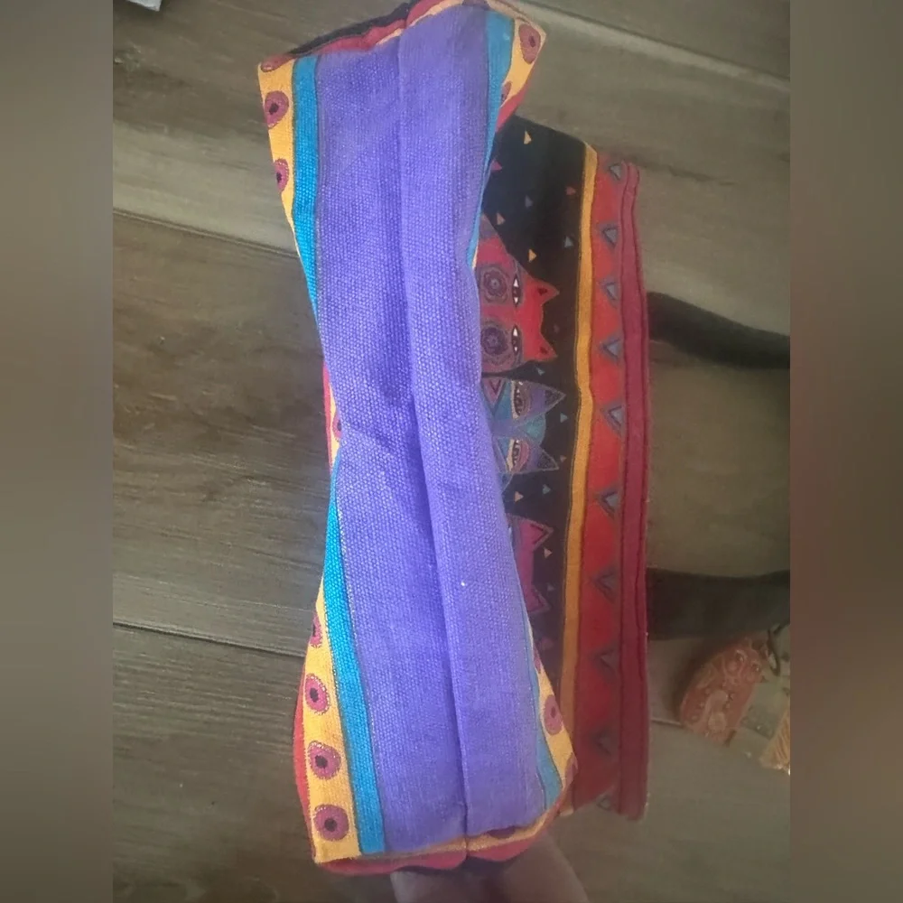 Laurel Burch Feline Friends Tote - Picture 3 of 9